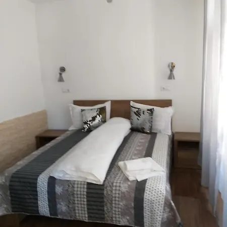 Ferienwohnung Sara House Bistriţa Exterior foto