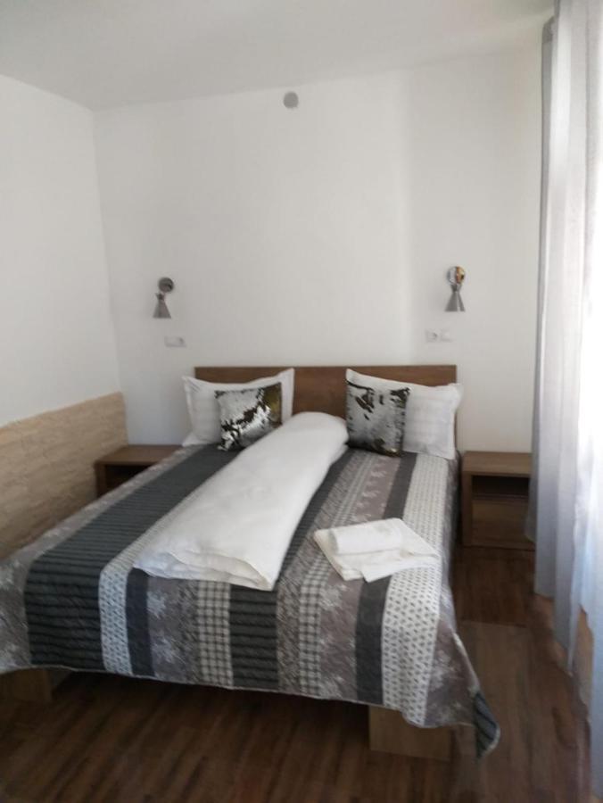 Sara House Apartamento *